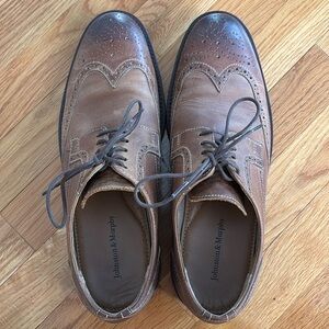 Men’s Johnston & Murphy 1850 Karnes Wingtip shoes. 59-12422 size 10M